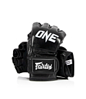 MMA перчатки Fairtex x ONE Sparring черные